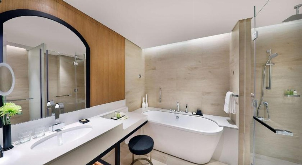DoubleTree by Hilton Dubai Business Bay Image 22