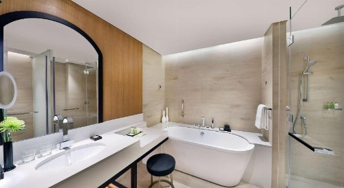 DoubleTree by Hilton Dubai Business Bay image 22