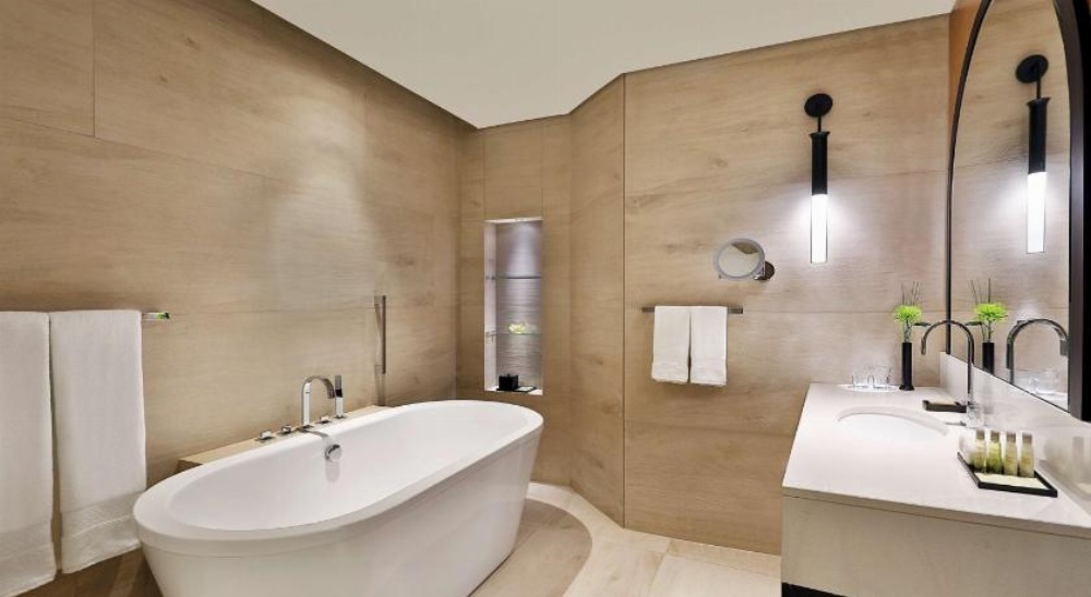 DoubleTree by Hilton Dubai Business Bay Image 6